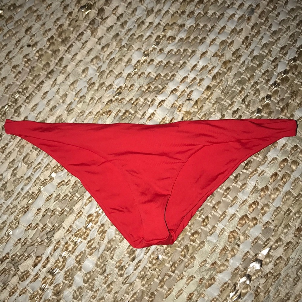 Frankie’s bikini bottom